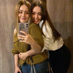 Meet your Posher, Melissa